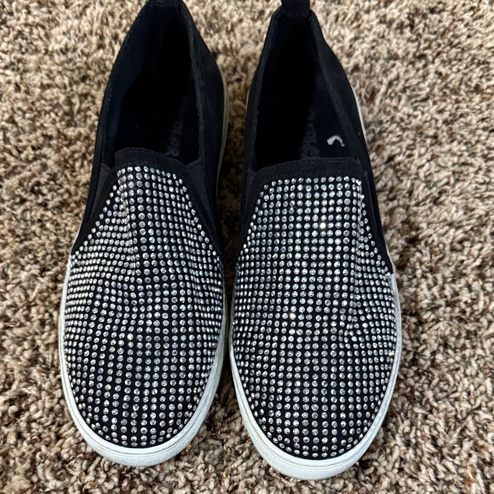 Carlos by Carlos Santana Black and Silver Studded Sneakers w rhinestones detail